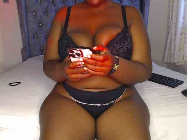 sexy-chocco webcam
