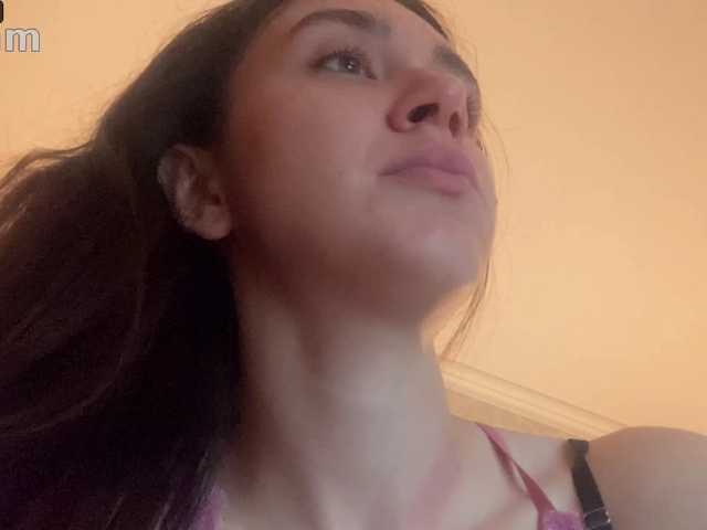 pizzahubb live cam on BongaCams