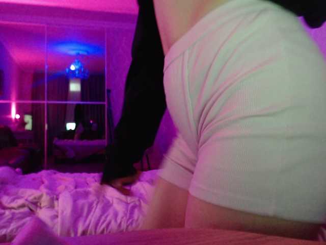 pizzahubb live cam on BongaCams