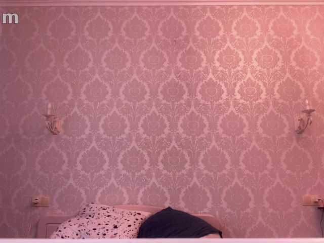 pizzahubb live cam on BongaCams