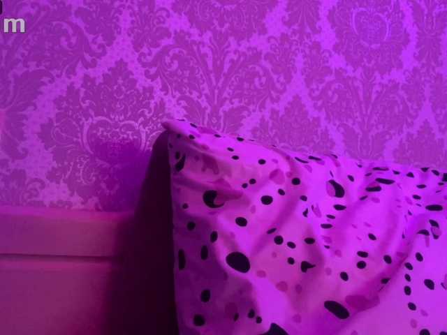 pizzahubb live cam on BongaCams