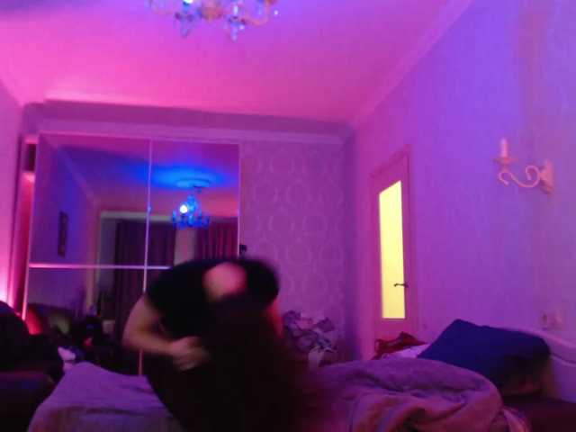 pizzahubb, live now on BongaCams