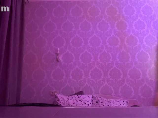 pizzahubb live cam on BongaCams