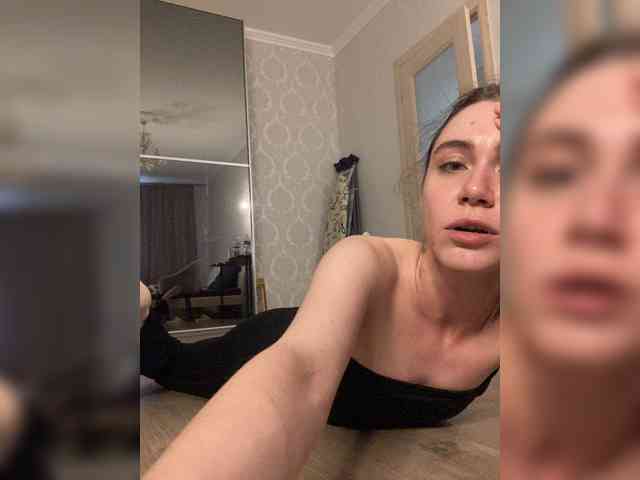pizzahubb Live Webcam on BongaCams
