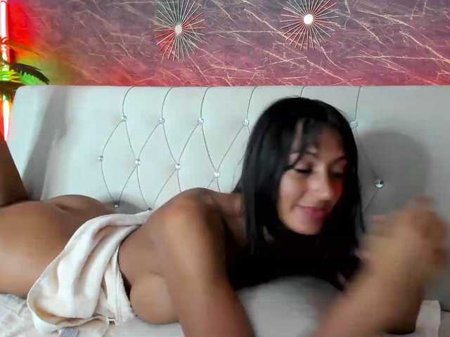 Maya-Lisa live cam on BongaCams