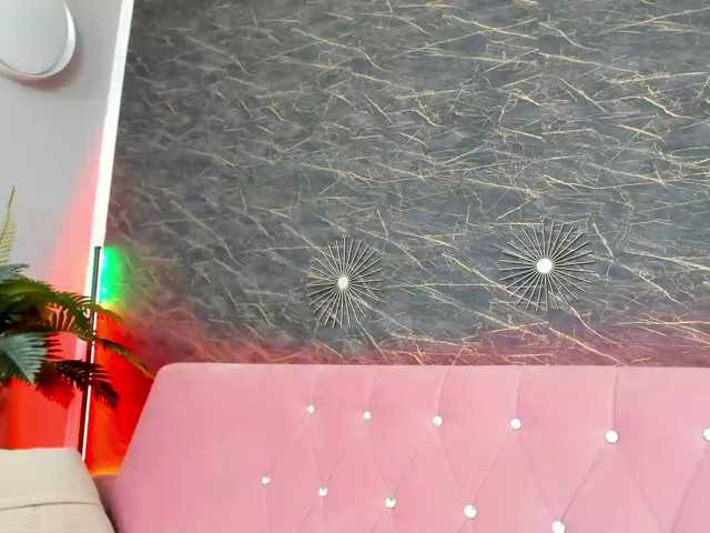 Maya-Lisa live cam on BongaCams