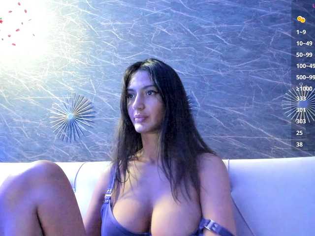 Maya-Lisa live cam on BongaCams