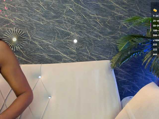 Maya-Lisa live cam on BongaCams