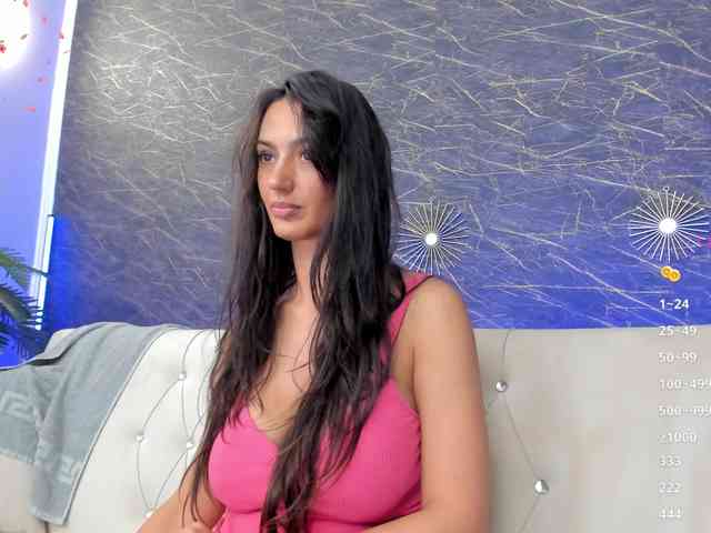 Maya_Lisa webcam