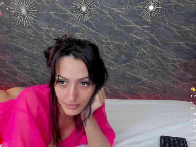 Maya_Lisa webcam