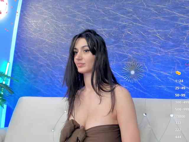 Maya_Lisa webcam
