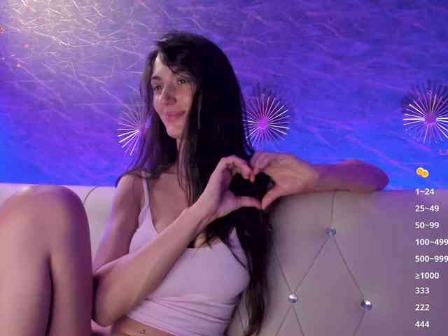 Maya_Lisa webcam