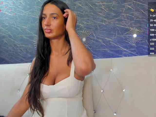 Maya_Lisa webcam