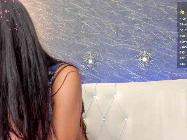 Maya_Lisa webcam