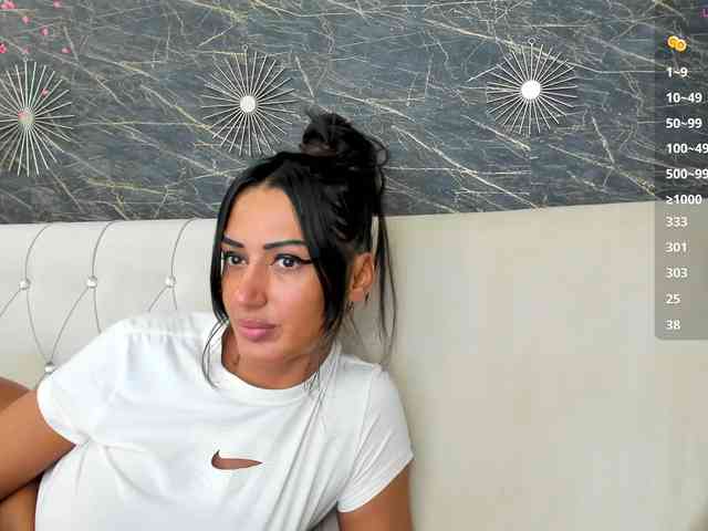 Maya_Lisa webcam