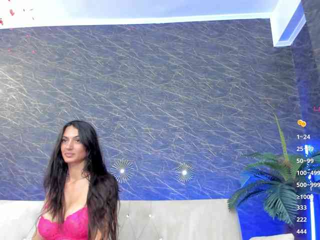 Maya_Lisa webcam