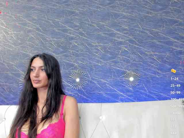 Maya_Lisa webcam