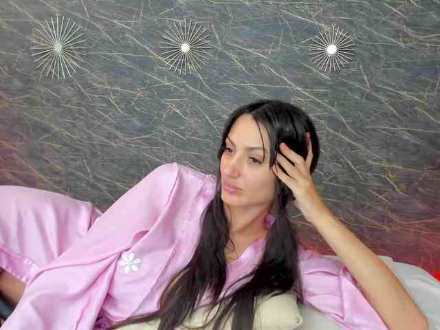 Maya_Lisa webcam