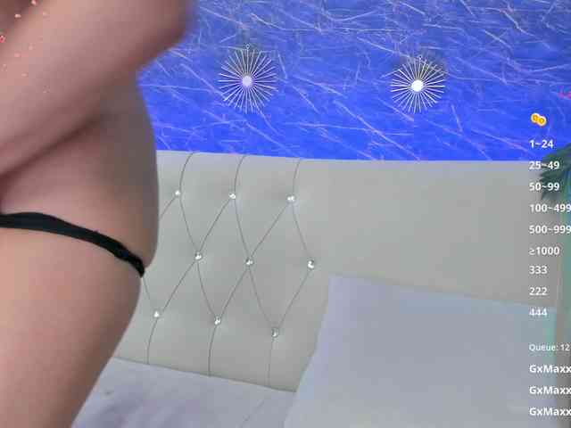 Maya_Lisa webcam