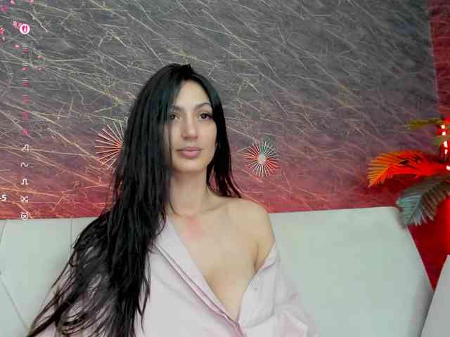 Maya_Lisa webcam