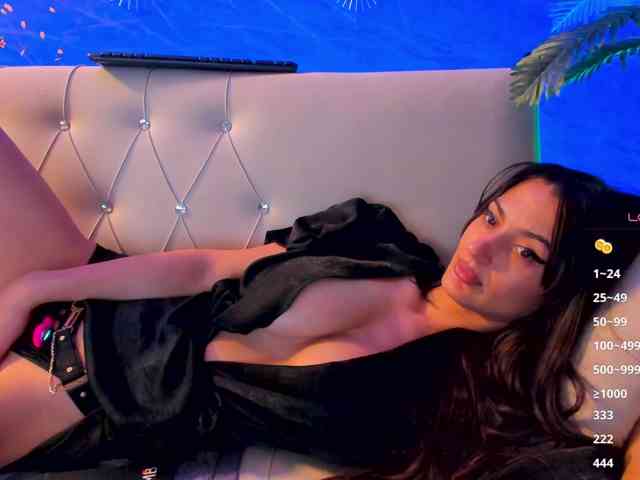 Maya_Lisa webcam