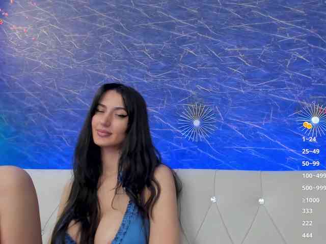 Maya_Lisa webcam