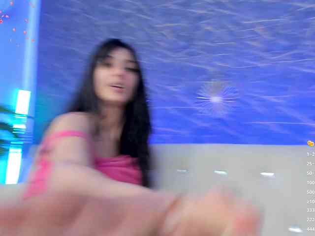Maya_Lisa webcam