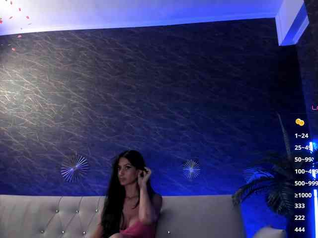 Maya_Lisa webcam