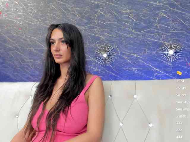 Maya_Lisa webcam