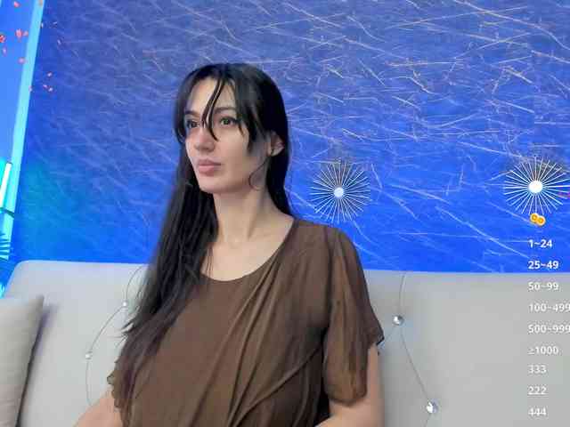 Maya_Lisa webcam