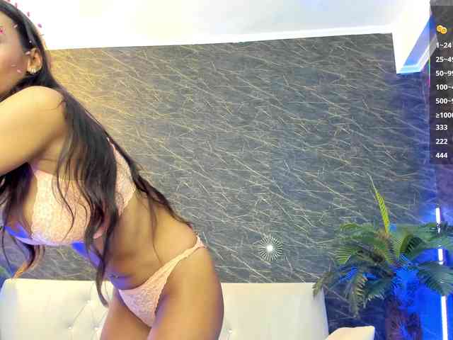 Maya_Lisa webcam