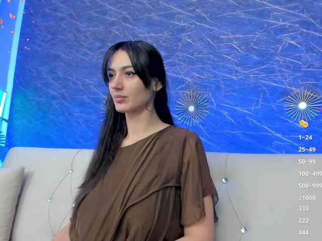 Maya_Lisa webcam
