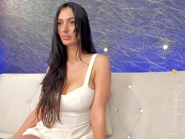 Maya_Lisa webcam