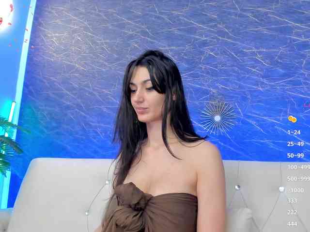 Maya_Lisa webcam
