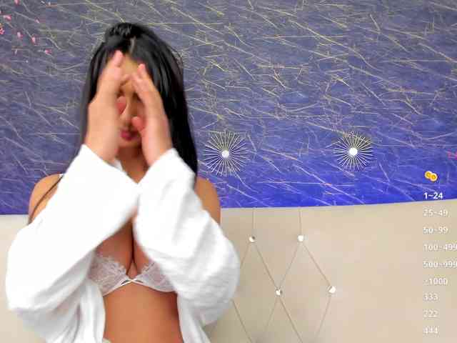Maya_Lisa webcam