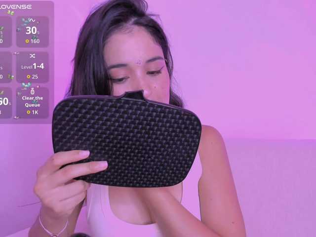 SophieeJacobs live cam on BongaCams