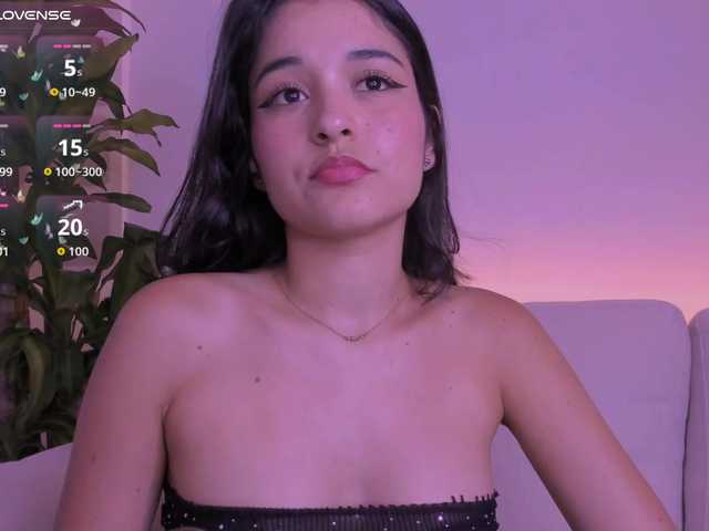 SophieeJacobs live cam on BongaCams