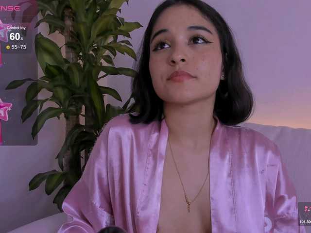 SophieeJacobs Live Cam on BongaCams