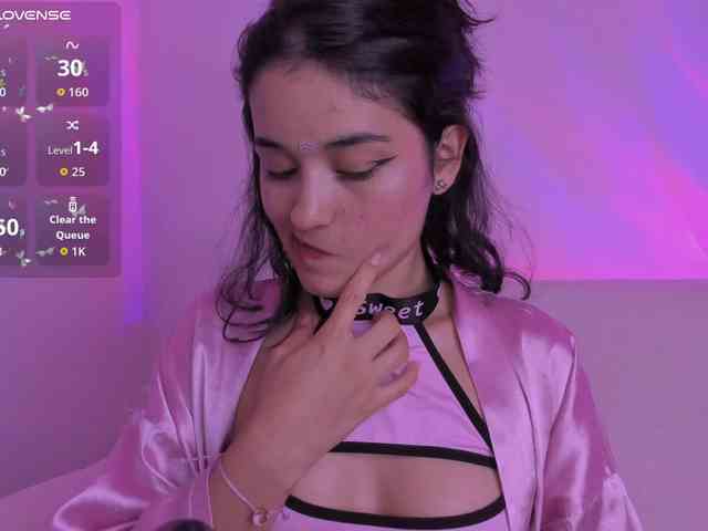 SophieeJacobs webcam