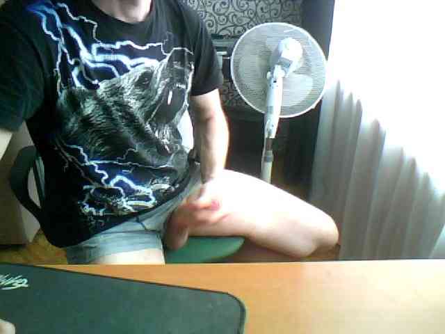 Aleksis1111 Live Webcam on BongaCams