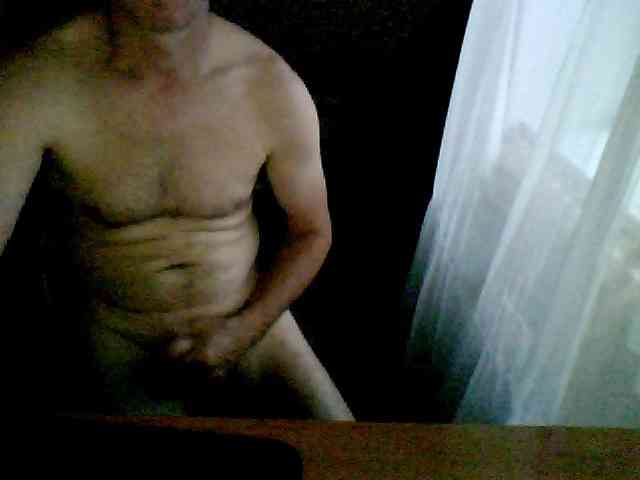 Aleksis1111 Live Webcam on BongaCams
