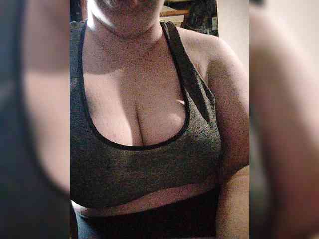 MaryMichelle1 webcam