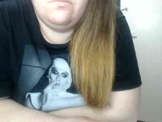 MaryMichelle1 webcam