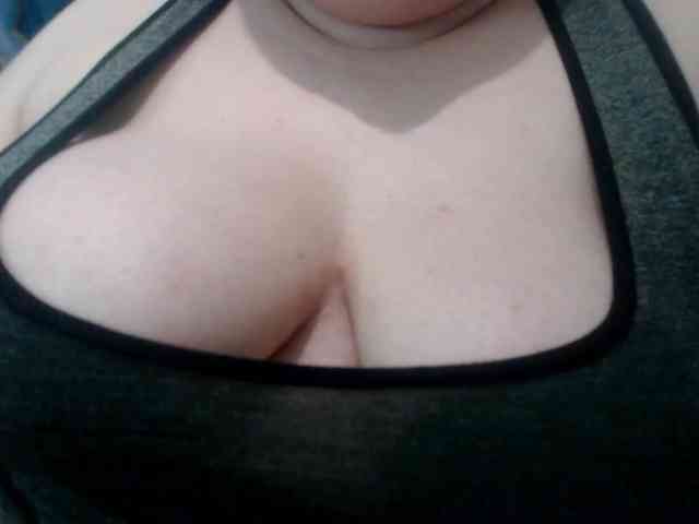 MaryMichelle1 webcam