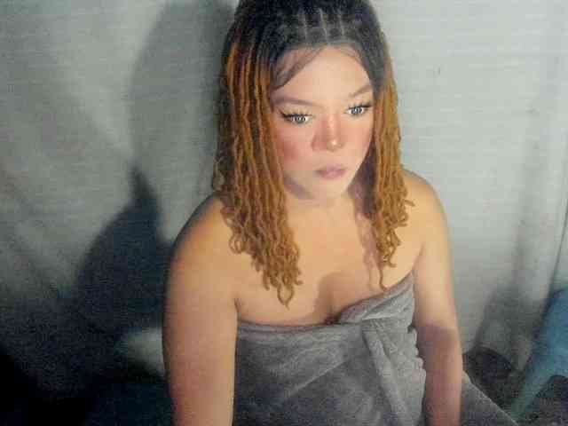 Imurhotella01 Live Webcam on BongaCams