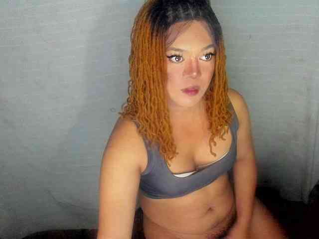 Imurhotella01 Live Webcam on BongaCams