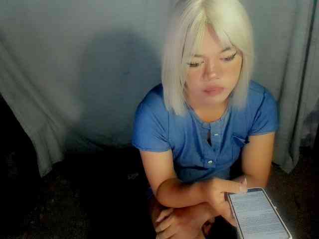 Imurhotella01 Live Webcam on BongaCams