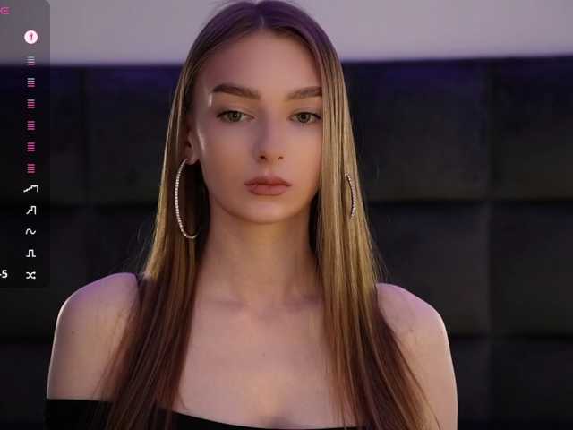 DiamondLily live cam on BongaCams