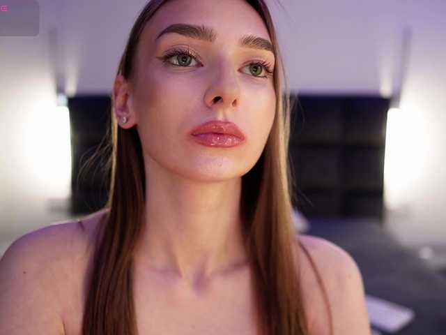 DiamondLily live cam on BongaCams