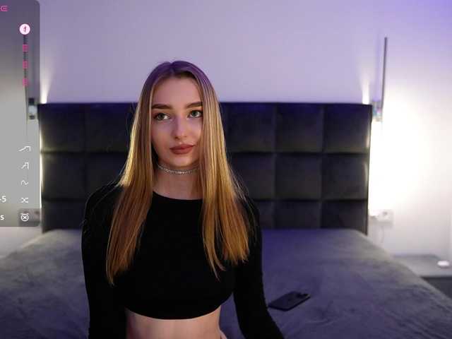 GoldieXXX